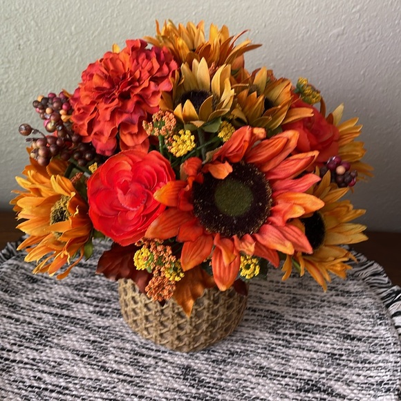 Cozy Sunflower Handmade Silk Arrangement - Picture 2 of 11